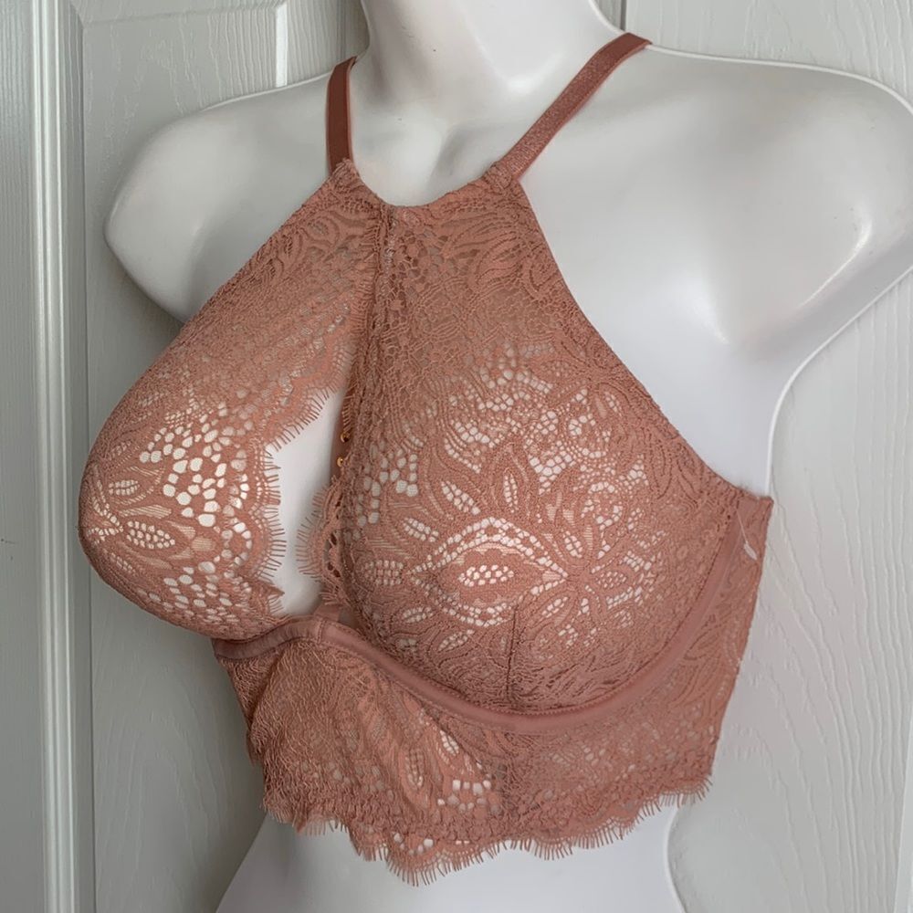 Victoria’s Secret Very Sexy Unlined Plunge Lace Bra 36C